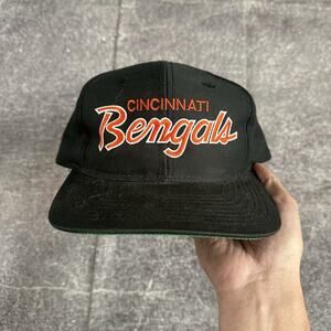 Men's Vintage 90's Sports Specialties Cincinnati Bengals Script Snapback Hat Cap